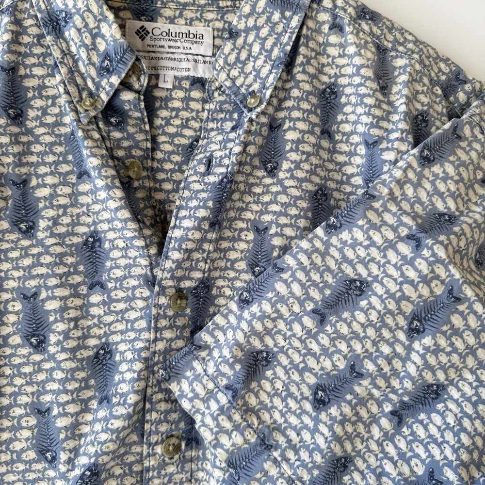 Columbia Skeleton Fish All Over Print Shirt Men's Large short sleeve Gorpcore